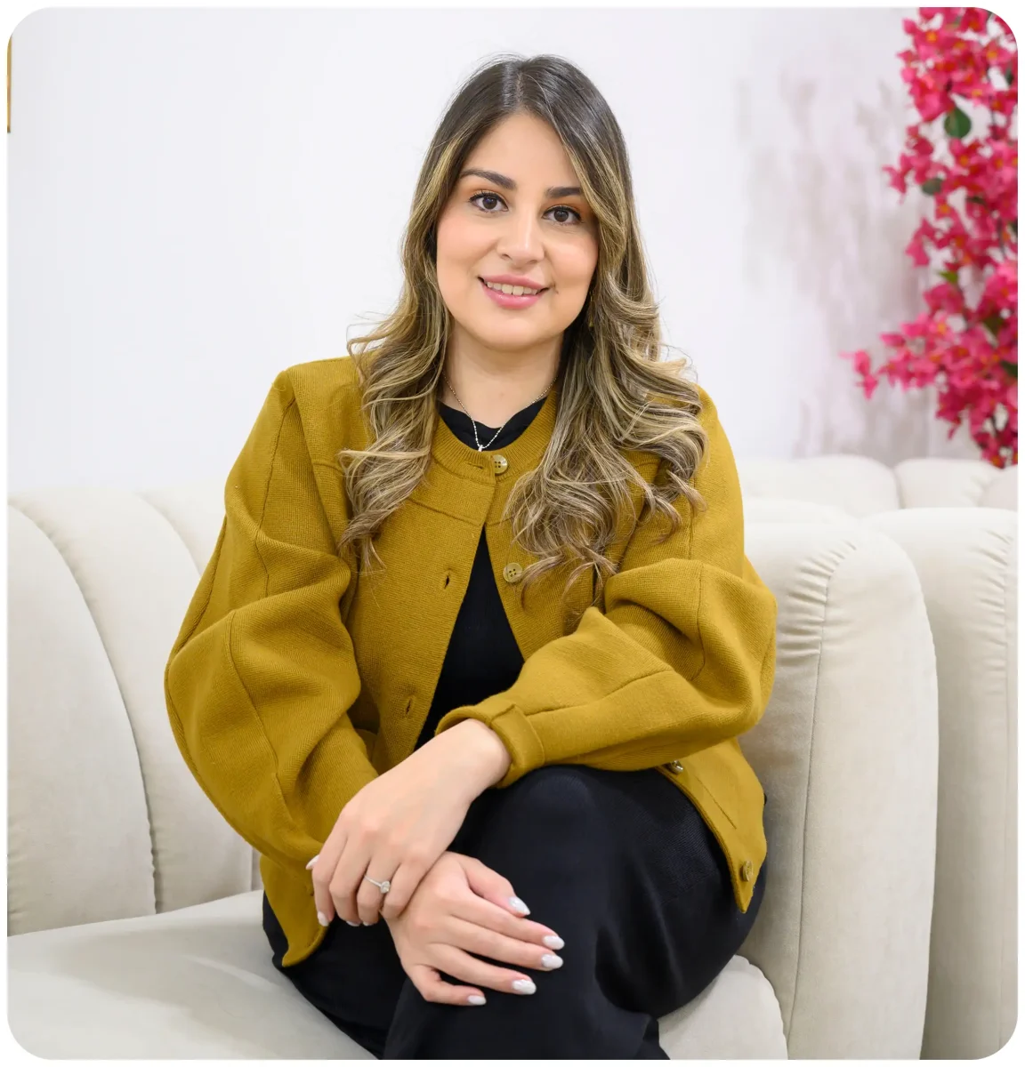 Dra. Cassia Castillo, Medicina Estética, Armonía, Salud, Autentecidad, Madrid, Avenida Felipe, España, Tratamiento Superior, Tratamiento Medio, Tratemiento Inferior, Tratamientos Corporales, Tratamiento Capilar, Tratamiento Corporales, especialista en embellecimiento y rejuvenecimiento facial. Olistic,